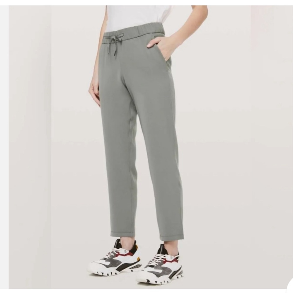 Lululemon On The Fly 7/8 Pants - Gem